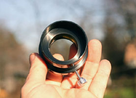 Вынутый из фокусера переходник.